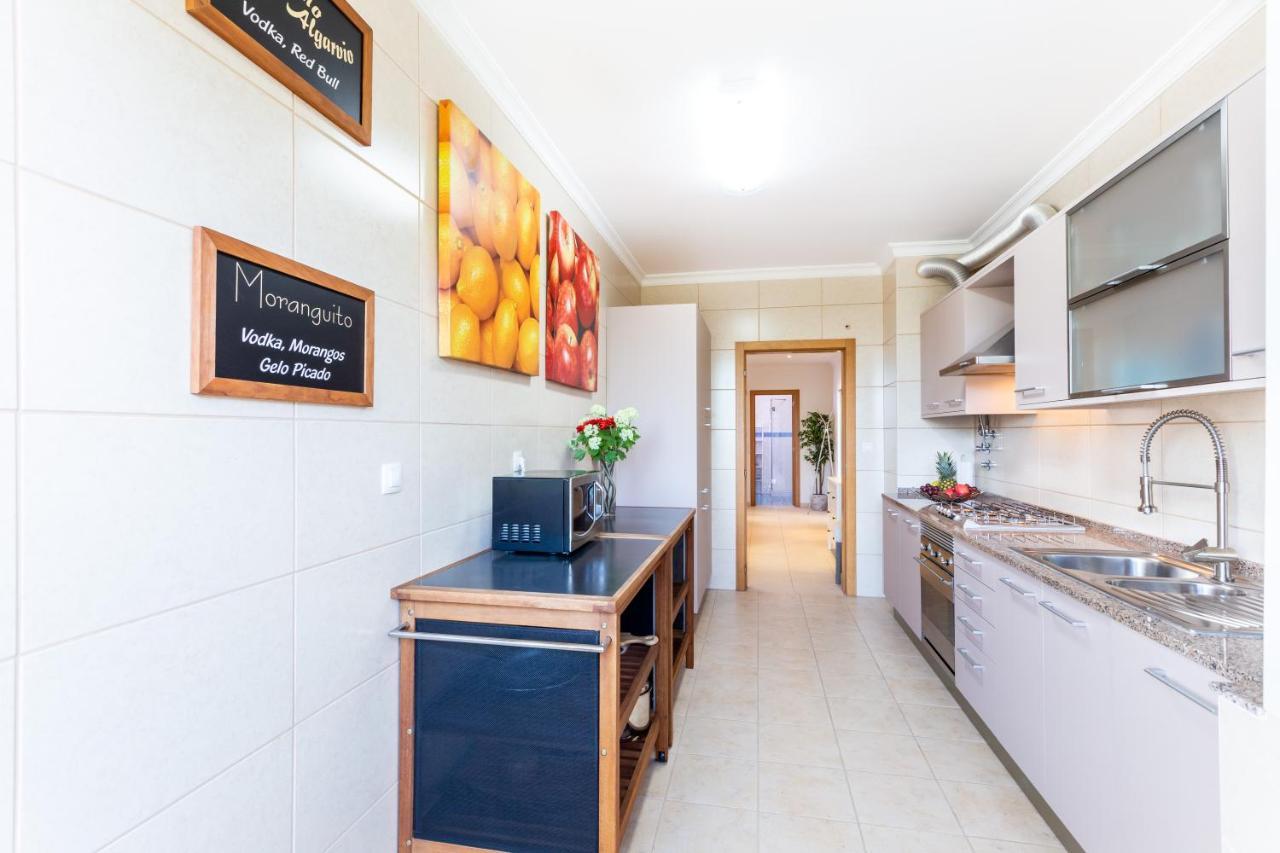 Sacha'S Sweet Home, Lovely 2 Bedroom Apartment, Walking Distance To Town, Beach And Marina Lagos Ngoại thất bức ảnh